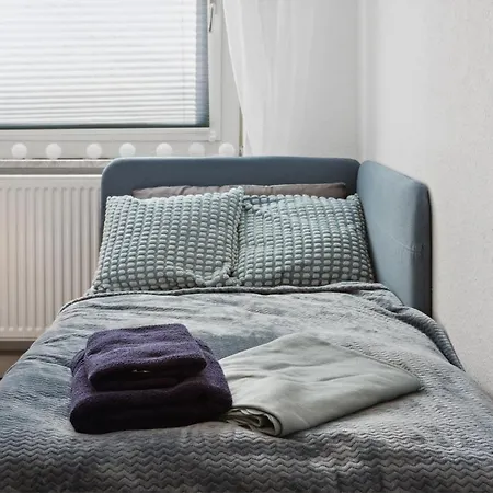 アパート Blue Lagoon: Design Fur 4 Mit Schreibtisch, Parkplatz, Kuche *